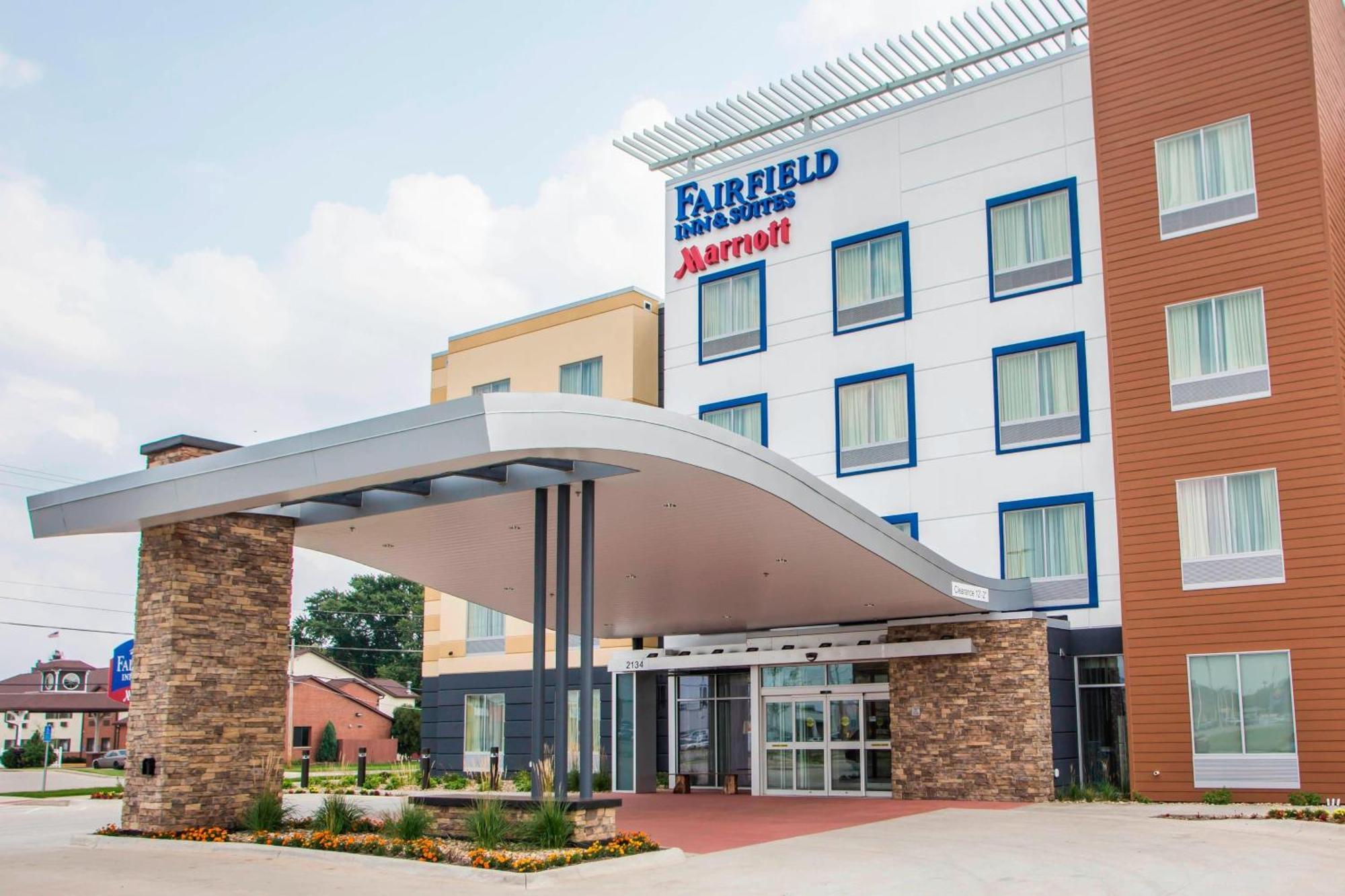 Fairfield Inn & Suites By Marriott Waterloo Cedar Falls Exteriér fotografie